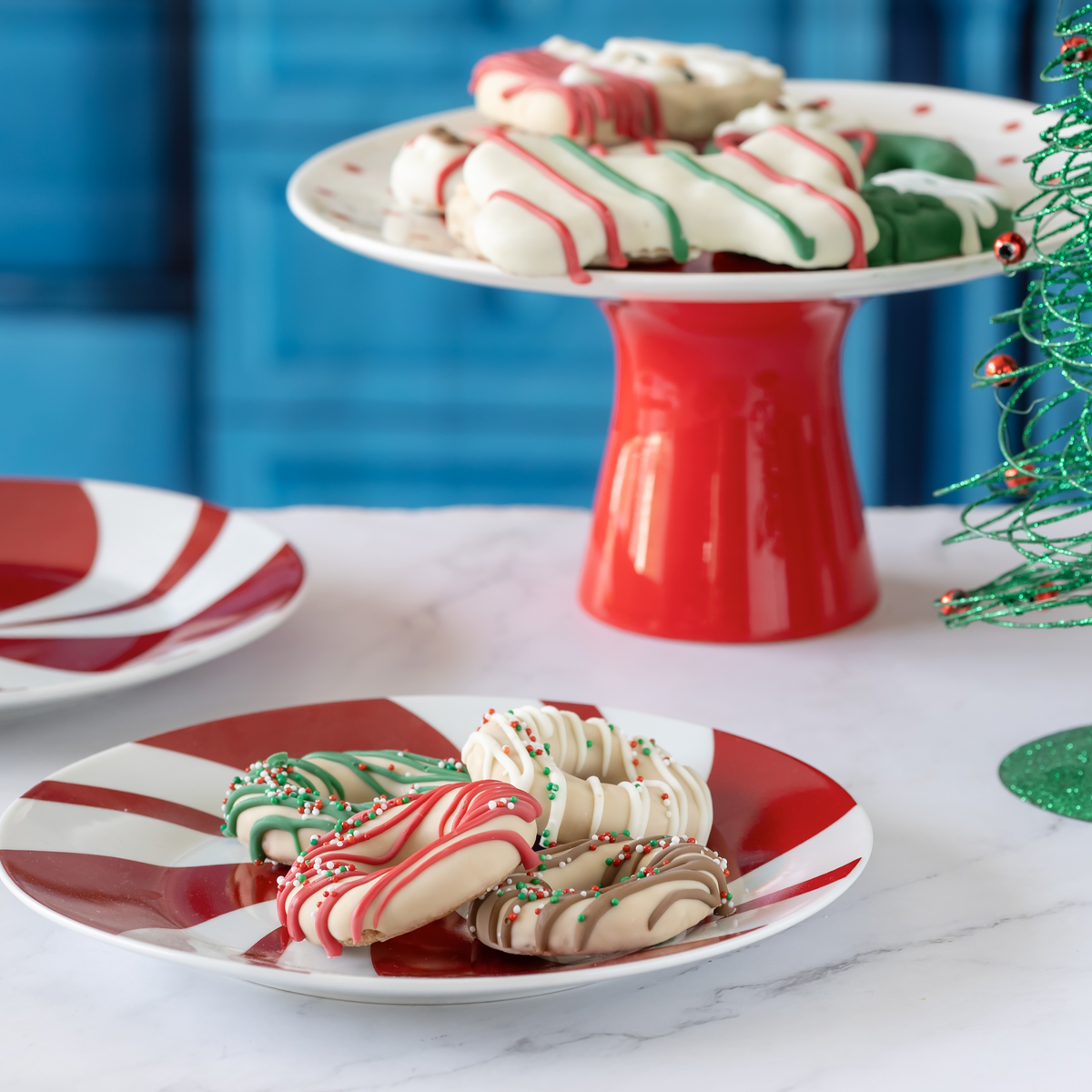 Bosco & Roxy's | Christmas 2026 | Donut Stop Believin' | 32/case
