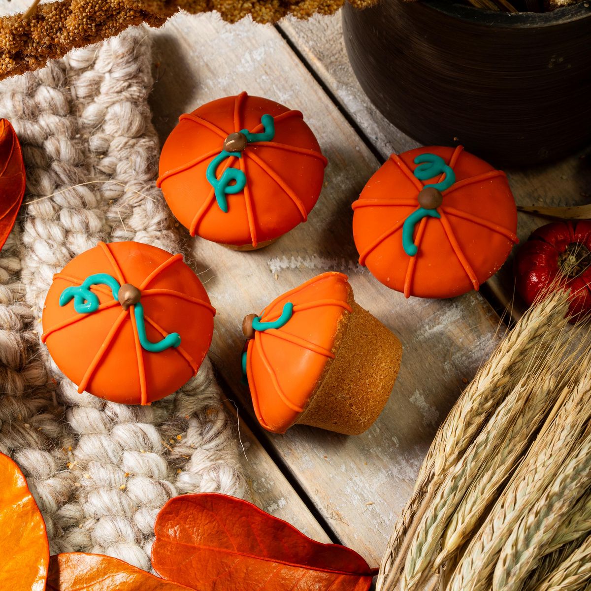 Let's Give 'Em Pumpkin To Talk About | Fall (case)